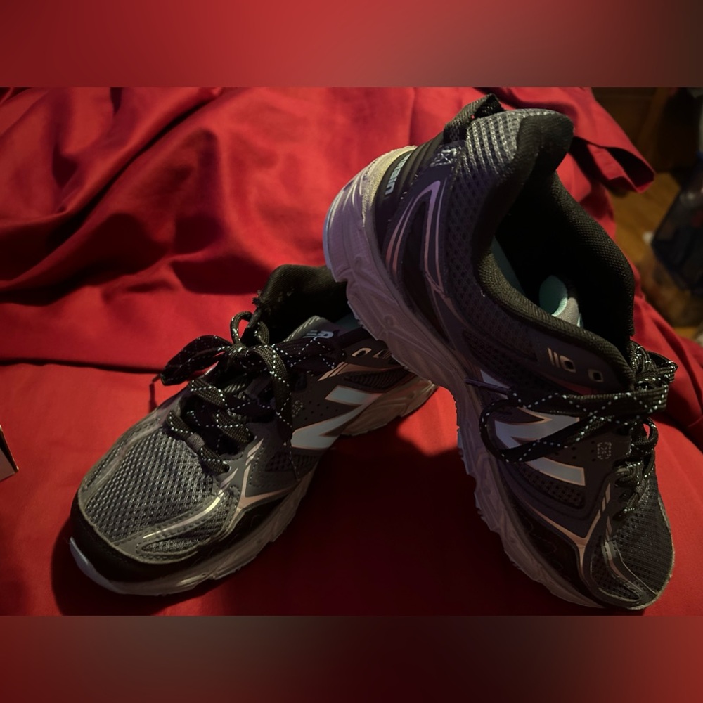 NB Trail running women’s shoes